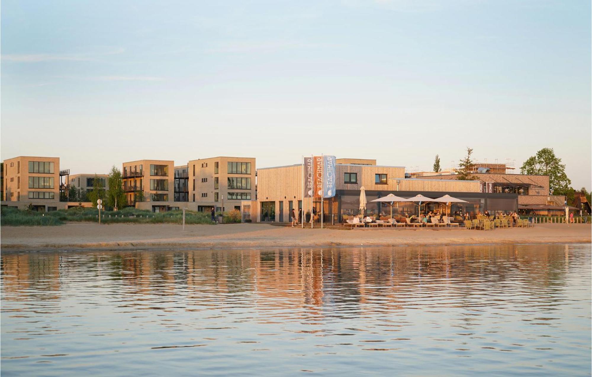 Beach Front Home In Lembruch-Duemmer See With Wifi Exterior foto